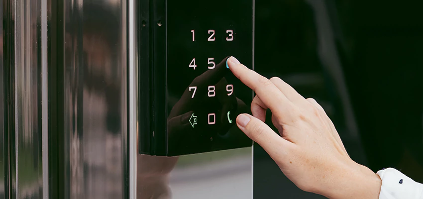 Keyless Door Entry System in Decatur, IL